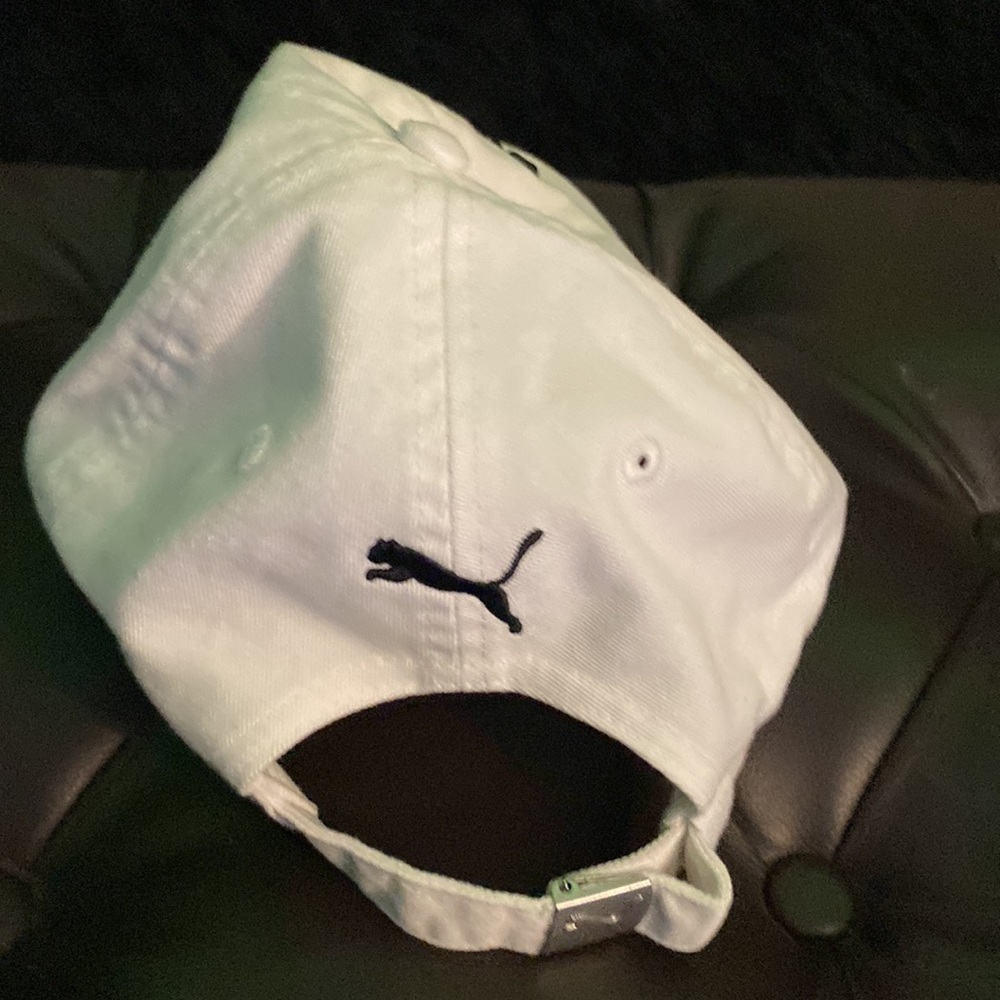 PUMA 🧢 - Picture 2 of 4